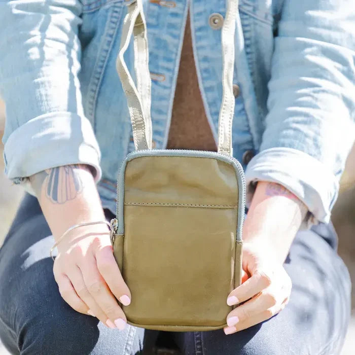 Keaan Ivy Phone Bag & Wallet