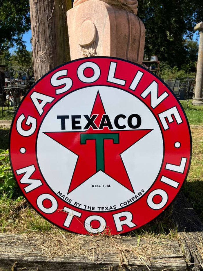 30-Inch Diameter Vintage Texaco Motor Oil Gasoline Steel Sign with red, white, and green colors, featuring the classic Texaco logo.