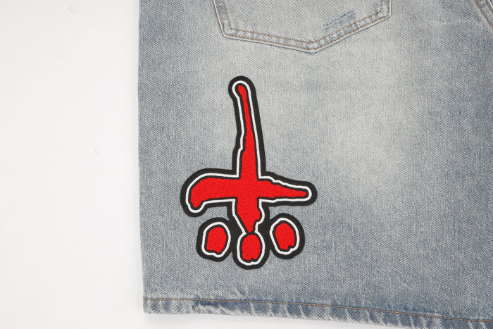 BIG LOGO PATCH DENIM SHORTS
