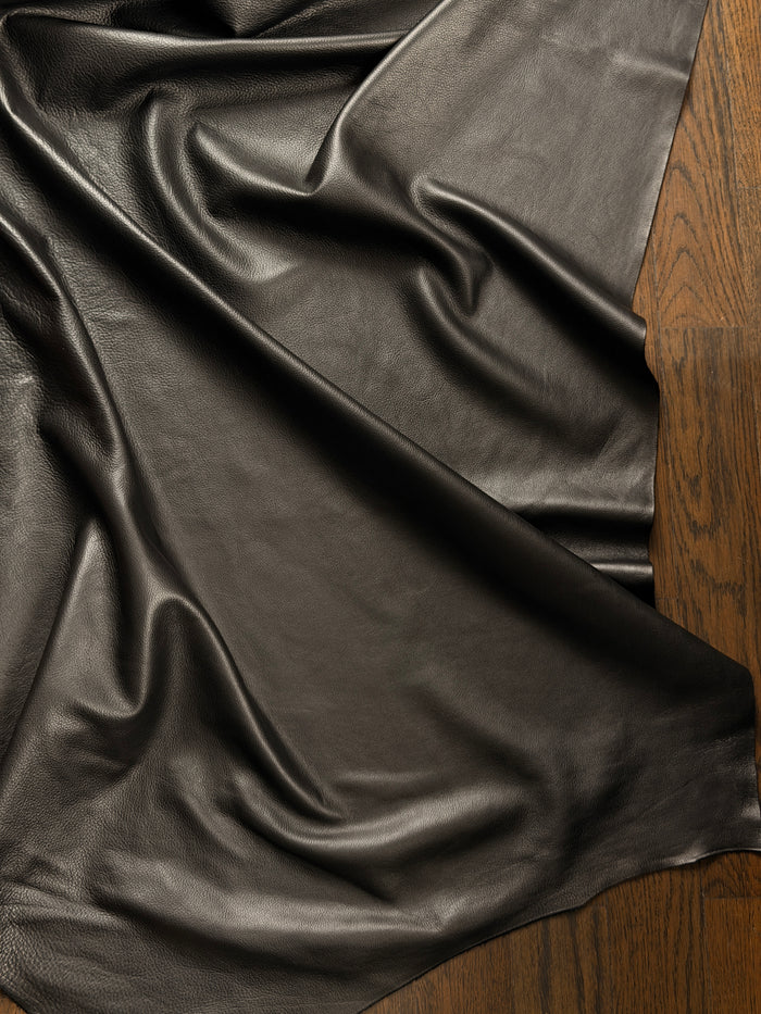 Black Full-Aniline Cowhide close view showing grain and texture