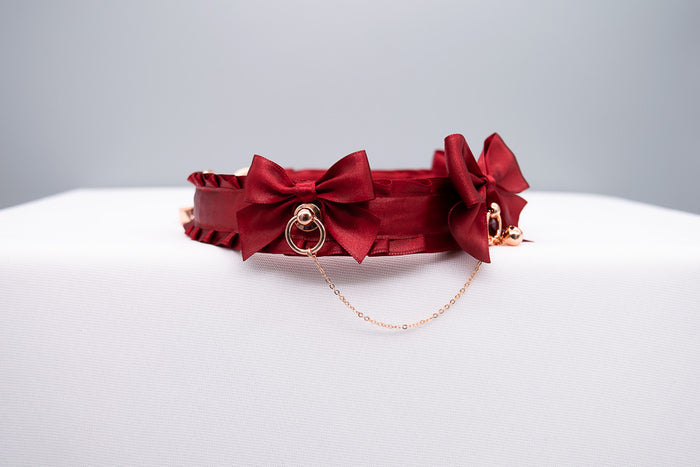 Chained Red and Rose Gold Collar
