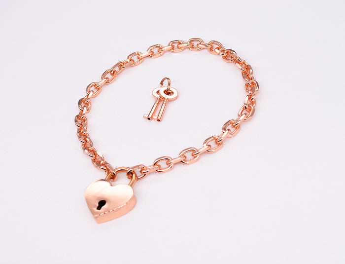Discreet Day Collar - Heart Locked O-link Chain Choker