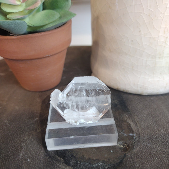 Faden Quartz Crystal Specimen
