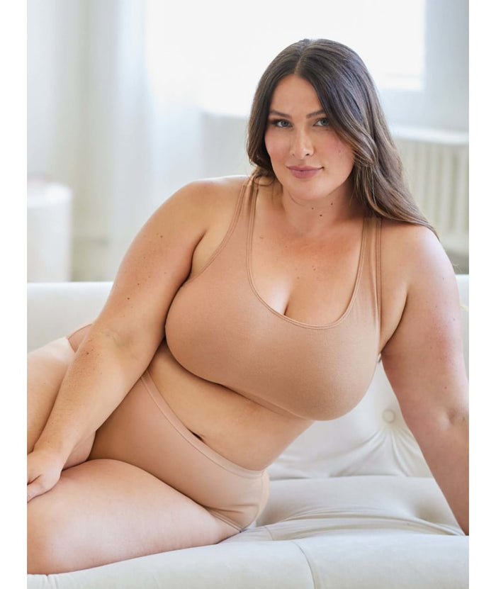 Leading Lady The Serena Wire-free Crop Top - Mocha