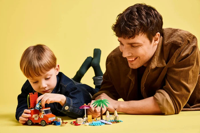 Lego 11202 - Bluey Bluey's Beach & Family Car Trip