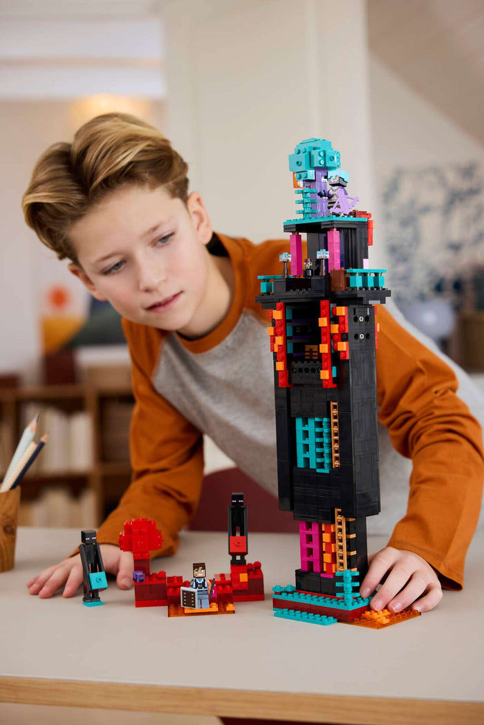 Lego 21279 - Minecraft The Enderman Tower