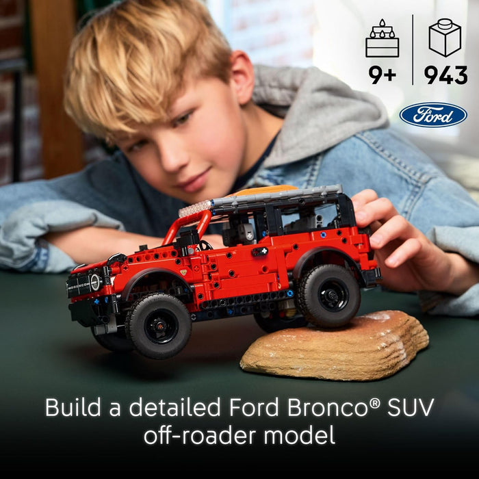 Lego 42213 - Technic Ford Bronco SUV