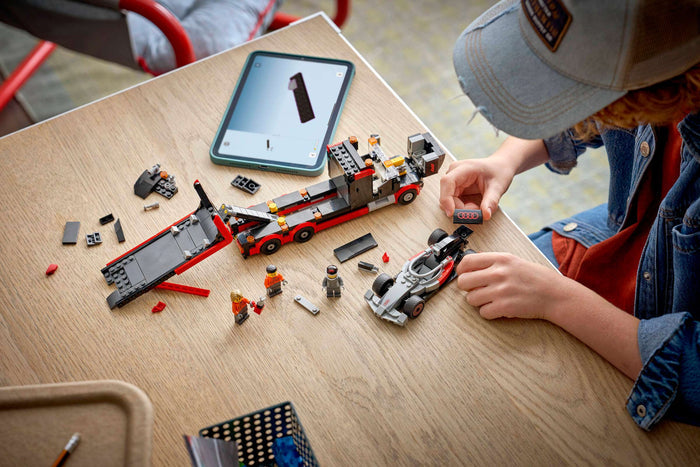 Lego 60493 - City F1 Display Truck with Audi F1 Race Car