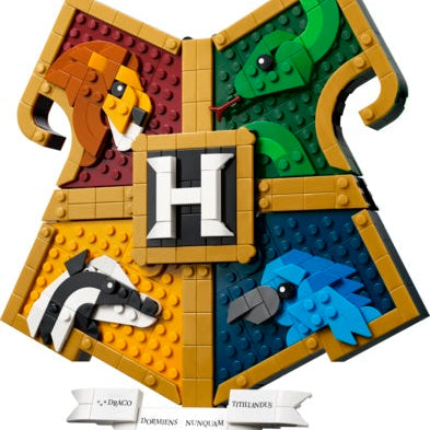LEGO Hogwarts crest with four animals on a white background