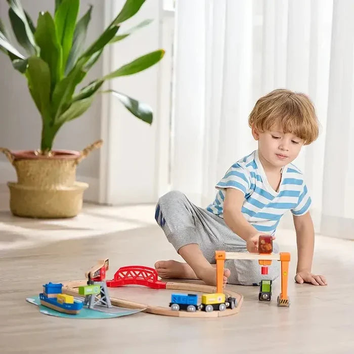 Lift & Load Harbour Train Set