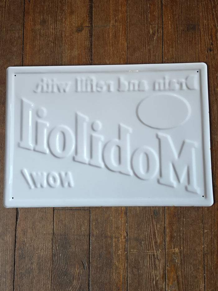 Mobiloil metal sign