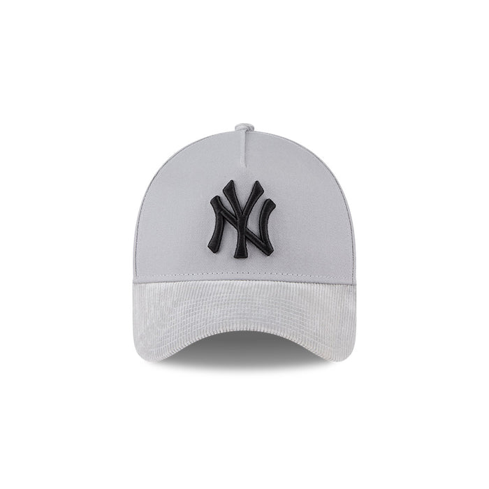 New Era N.Y Yankees 9Forty Snapback (Grey)
