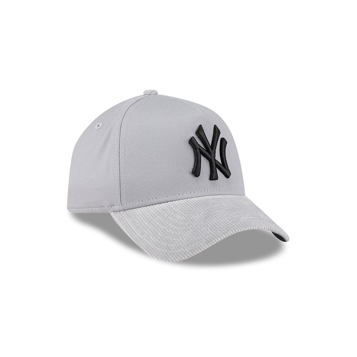 New Era N.Y Yankees 9Forty Snapback (Grey)
