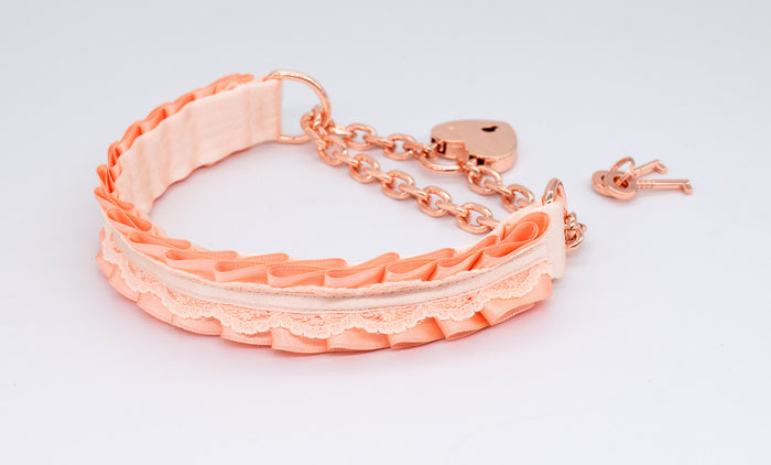 Peach and Cream Lace Front-Locking Martingale Collar in Rose Gold