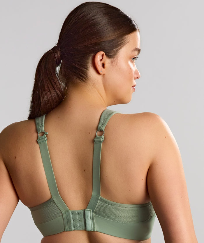 Sculptresse Thrive Non Padded Underwired Sports Bra - Pale Green