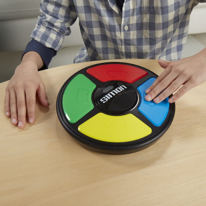 Person playing Simon