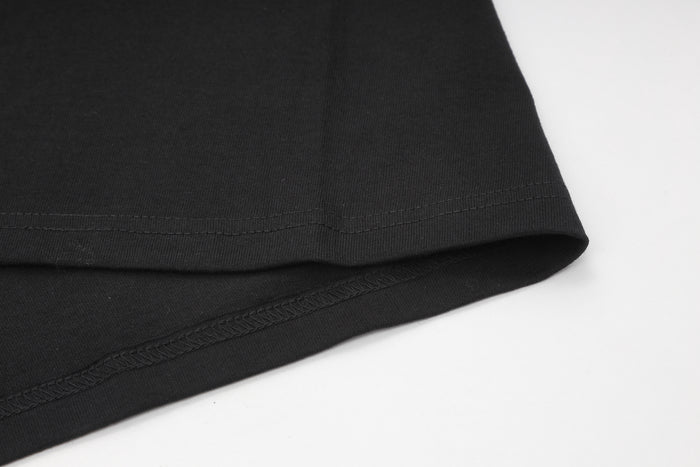 Sleeveless Tee 'BLACKLETTER'