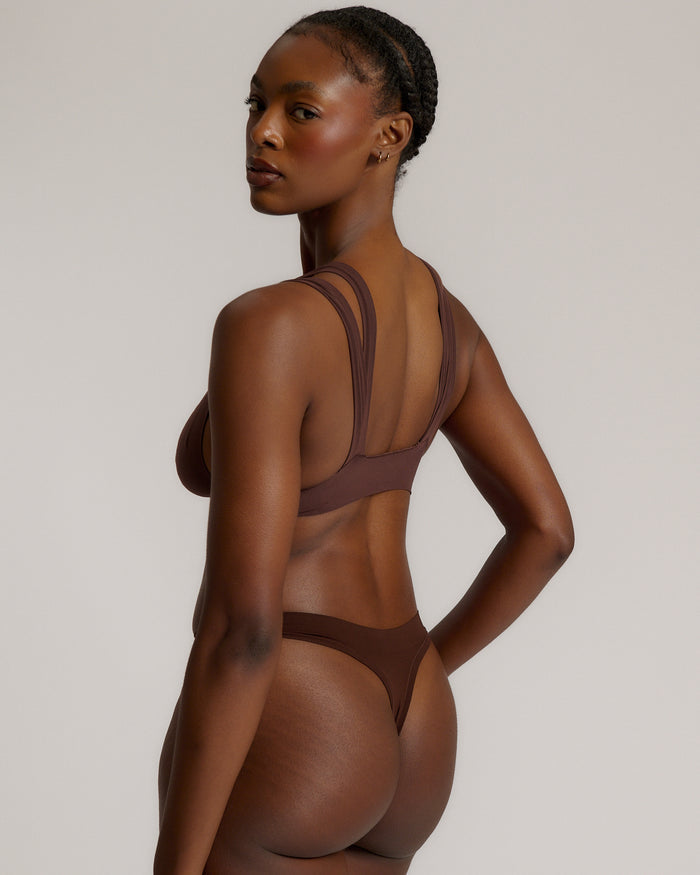 A mocha Tee System, designed with multiple strap options