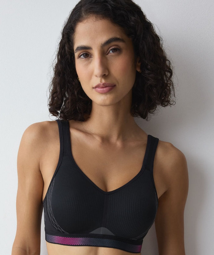 Triumph Triaction Cardio Flow Wire-free Sports Bra - Black