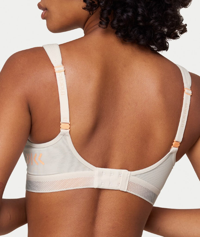 Triumph Triaction Cardio Flow Wire-free Sports Bra - Fresh Powder