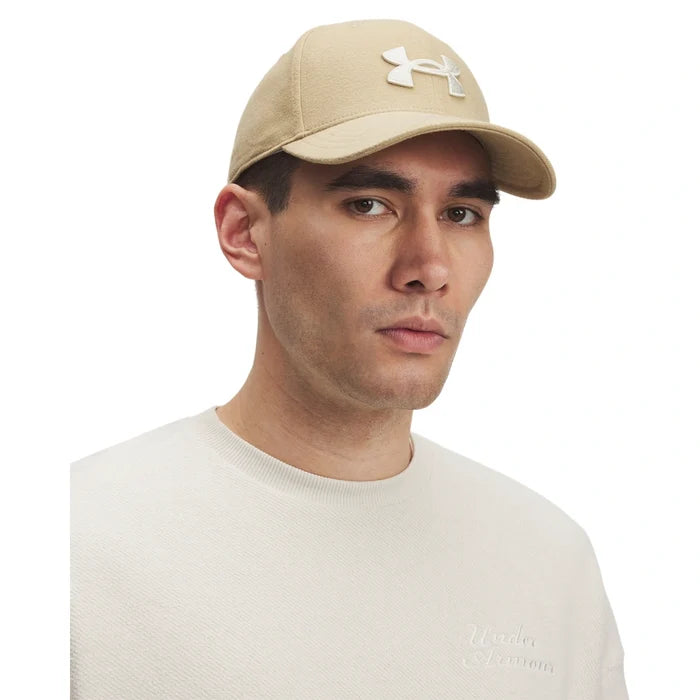 UA Men Blitzing Low Brushed Adj | 6007147