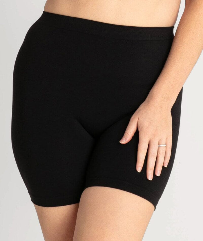 Underbliss Seamless Bamboo Blend Anti-Chafing Shorts - Black Shapewear