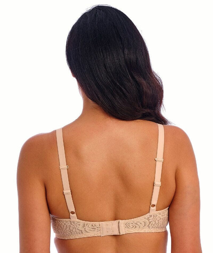 Wacoal Halo Lace Moulded Underwire Bra - Nude Bras