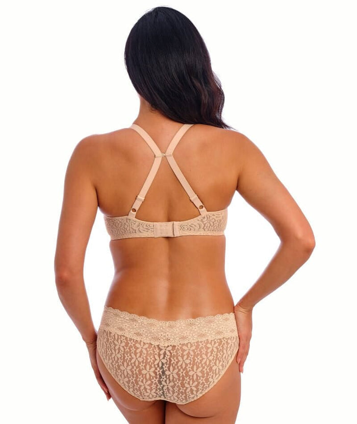 Wacoal Halo Lace Moulded Underwire Bra - Nude Bras