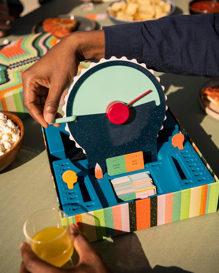 Wavelengh game being played by people
