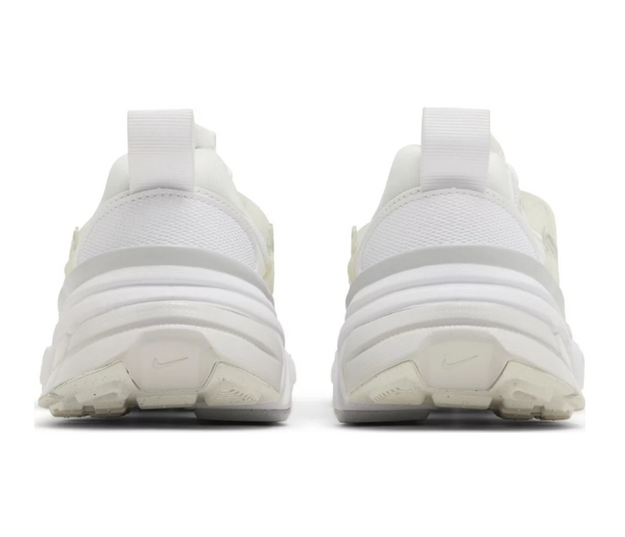Women’s Nike V2K Run (White/Metallic Silver)